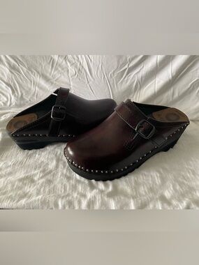 Troentorps Toffelfabrik Leather Clog size 35 NWOT